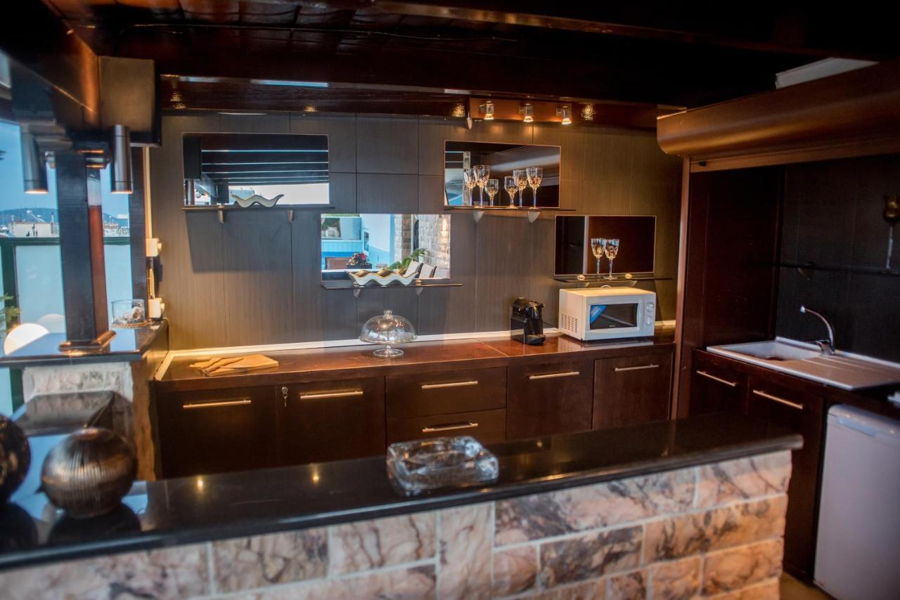 Appartement Luxury Penthouse With Private Pool à Prévéza Extérieur photo